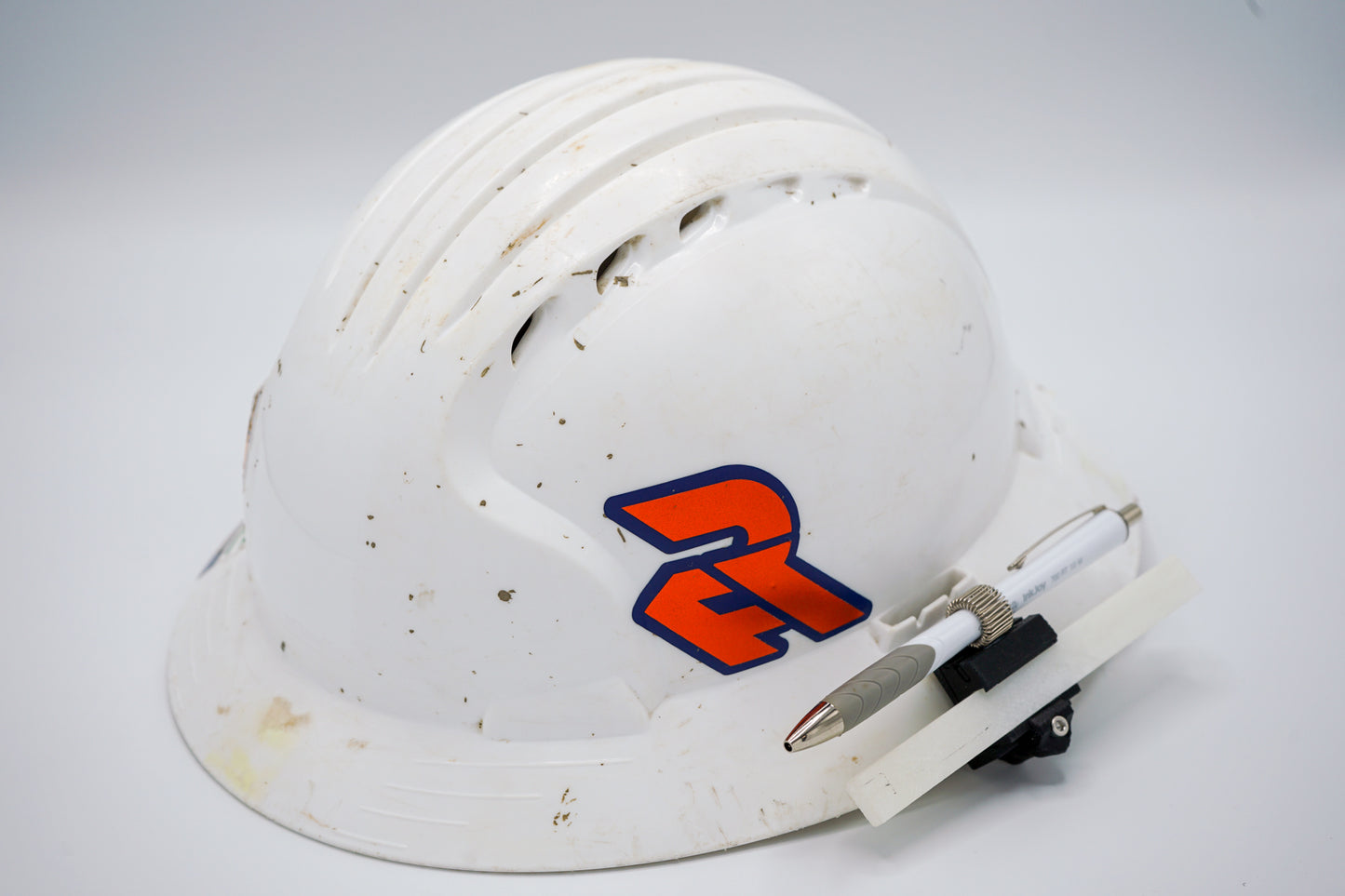 Hat / Hardhat Clip 2
