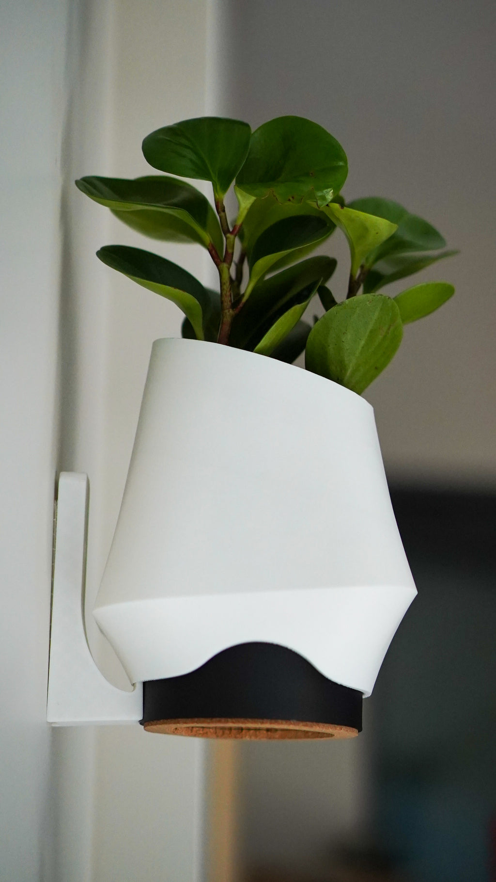 Orea Planter